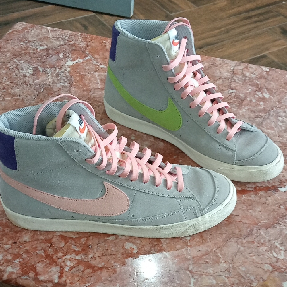 Nike Gray and Pink High-Top Sneakers with Green Swoosh